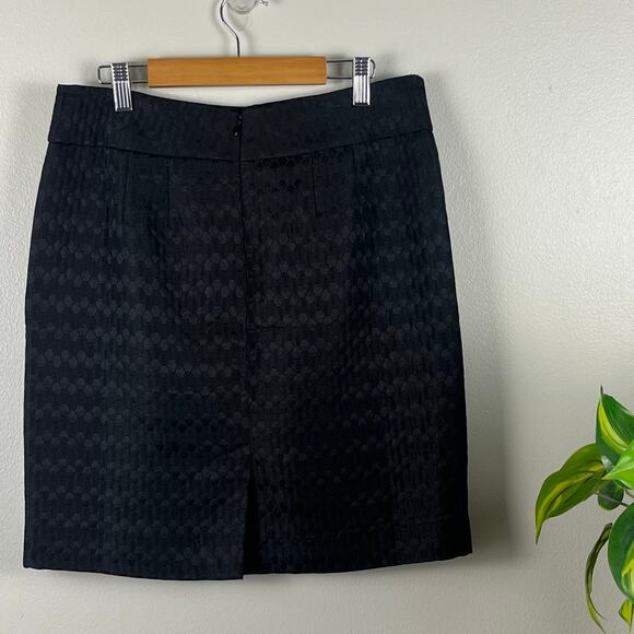 Ann Taylor Loft Black Textured Skirt Size 4 - Picture 3 of 10
